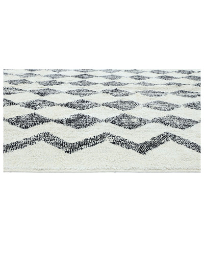 Black Diamond Rug