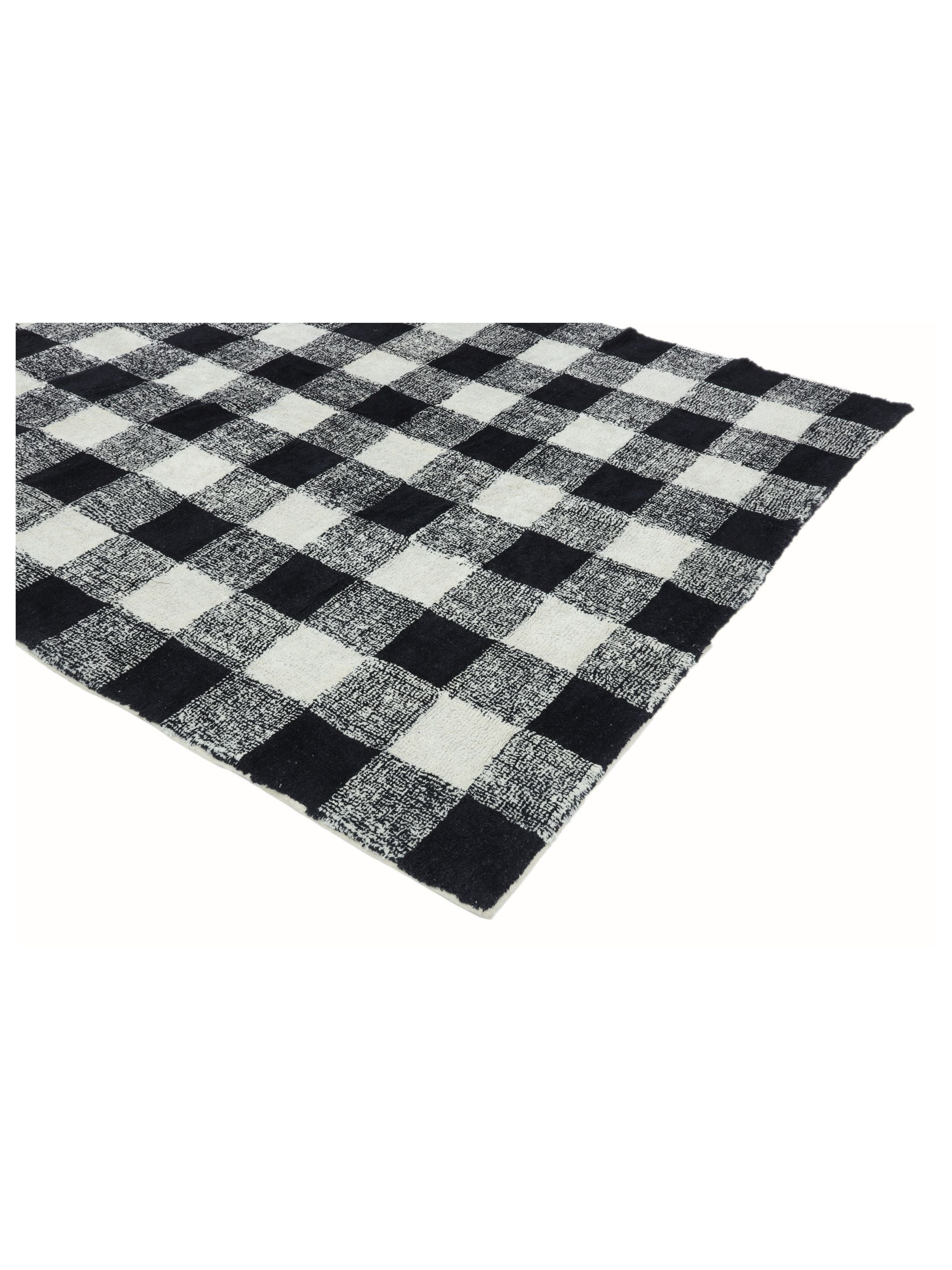 Black Gingham Rug LAST PIECE - 160x230cm