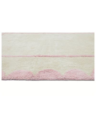 Soft Pink Scallop Rug